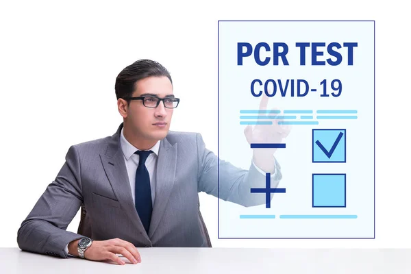 与商人一起进行的Coronavirus Covid 19测试概念 — 图库照片