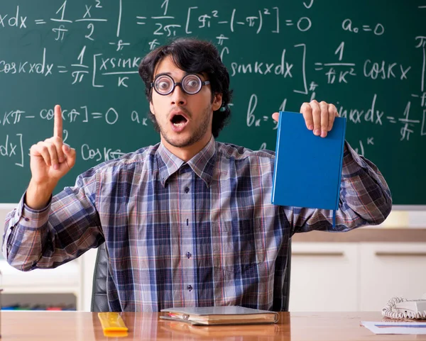 Divertente Insegnante Matematica Maschile Classe — Foto Stock