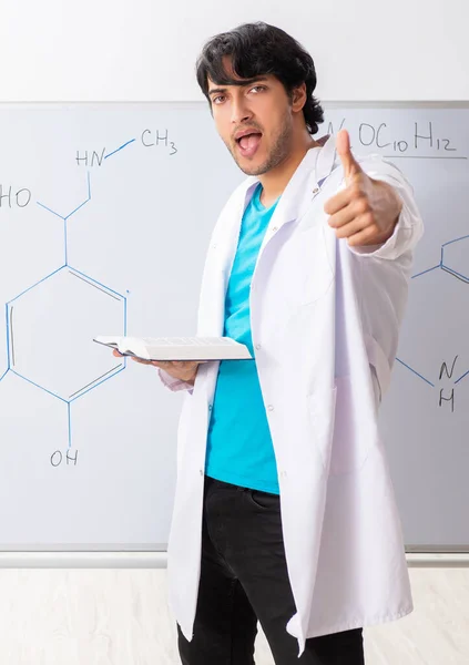 Young Student Chemist Classroom — Stock Photo, Image