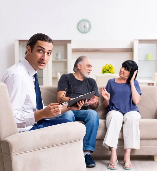 Old Couple Visiting Psychiatrist Doctor — Stock Photo, Image