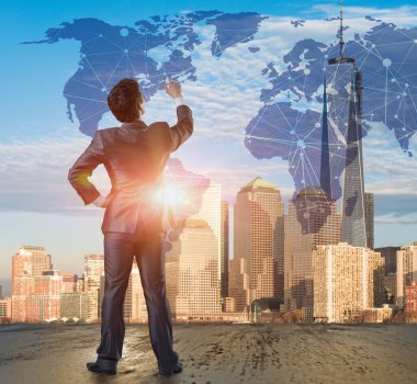 İş adamı fütüristik kavramda düğmelere basıyor