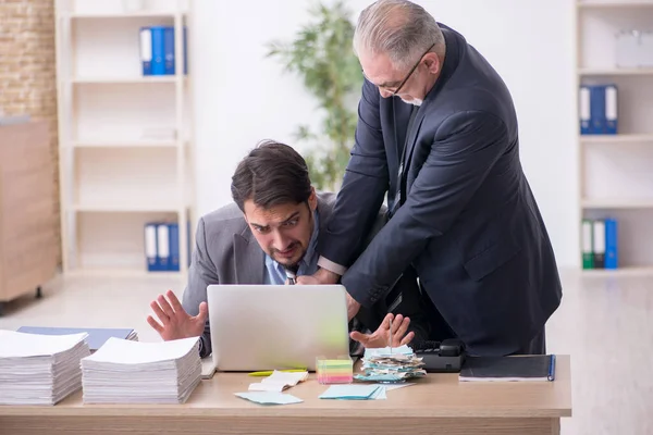 Two Employees Bullying Concept — Stock Photo, Image