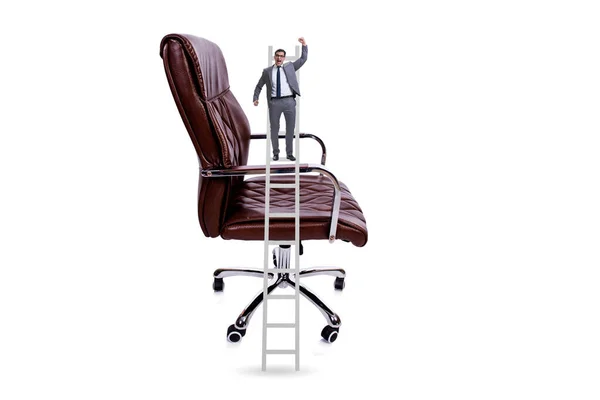 商界人士在职业化的概念中爬上了椅子 — 图库照片