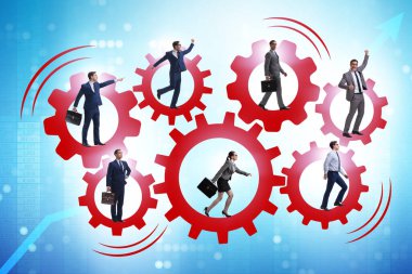 Takım çalışması konseptinde iş adamları