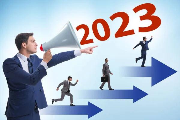 Zakenman Met Luidspreker Het 2023 Jarige Concept — Stockfoto