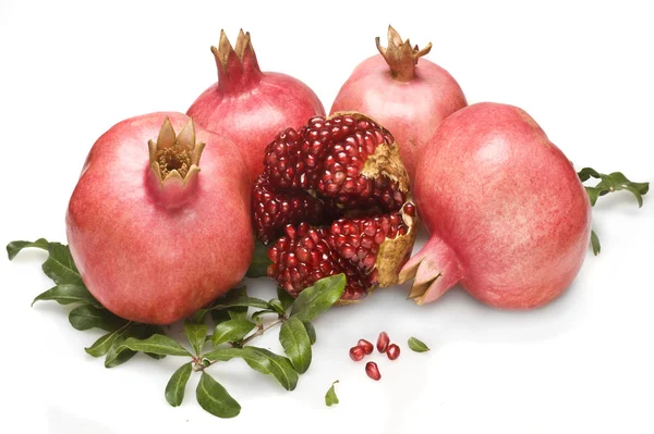 Ripe fresh pomegranate — Stock Photo, Image