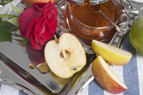 Miel aux pommes pour Rosh Hashana — Photo