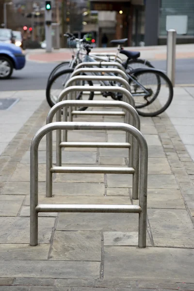 Cykel parkeringsplatser — Stockfoto