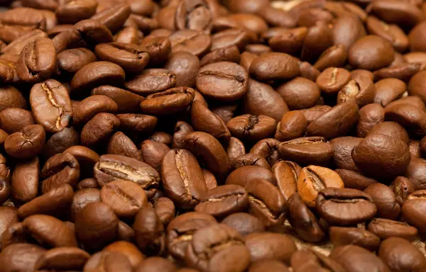 Roasted coffee beans background — Stock Photo, Image