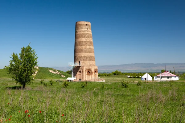 Burana landscape. Kyrgyzstan tower — Stock Photo, Image