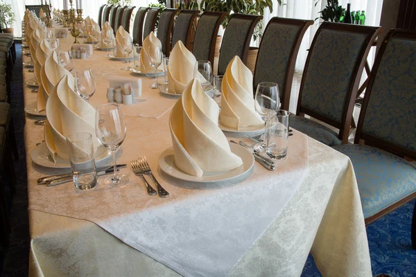 BANQUET TABLE — Stock Photo, Image