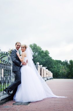 mutlu gelin ve damat dışında