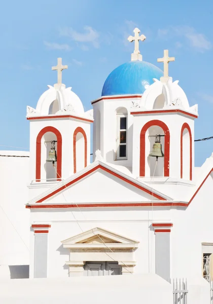 Santorini isla paisaje del famoso pueblo de Oia, Grecia — Foto de Stock