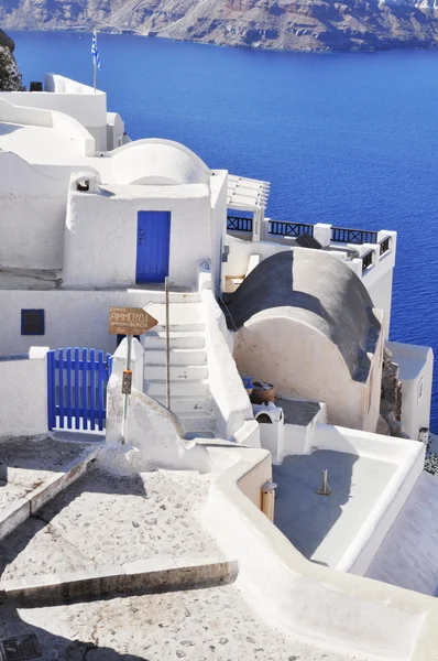 Blick auf fira town - santorini griechenland — Stockfoto