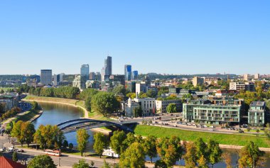 Vilnius, Litvanya: en eski şehir ve yeni modern evler
