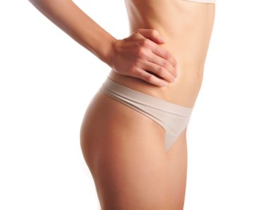 bir bel ağrısı ile genç kız