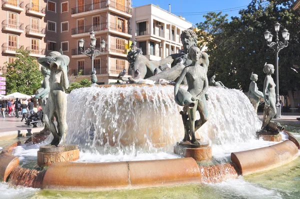 Turia fontanna na plaza de la virgen — Zdjęcie stockowe