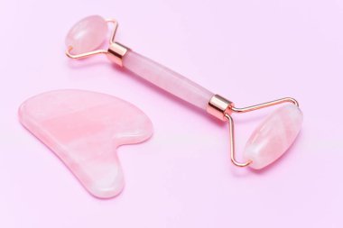 quartz guasha stone and roller 