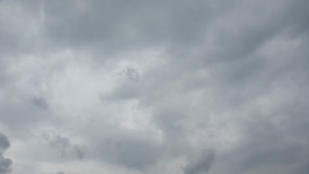 Boucle nuage sombre 