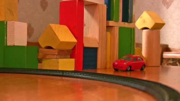 Jeux d'enfants avec le train — Video