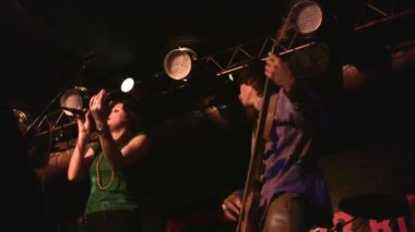 gece kulübü, müzik grubu
