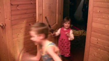 çocuk mutlu oynamak