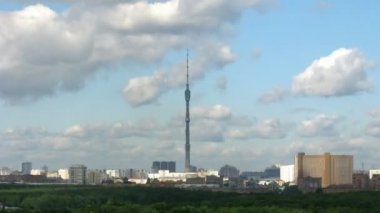 Moskova, Rusya 7 Haziran 2009 top alttan ostankinskaya tv Kulesi.