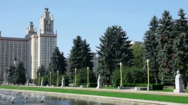 Mocsow - 5 Eylül: Moskova, Rusya Moskova Devlet Üniversitesi Eylül 5, 2009. MSÜ çalışma 40. 000'den fazla lisans ve yaklaşık 7 000 öngörüyor. Yatay kaydırma.