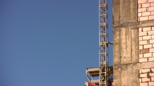 Edifício elevador move-se para cima — Vídeo de Stock