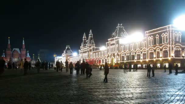 Incluso la noche en la plaza roja de lleno — Vídeos de Stock