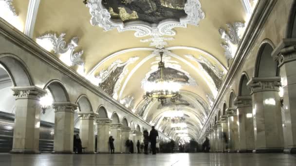 Estación de metro de Moscú, lapso de tiempo — Vídeo de stock