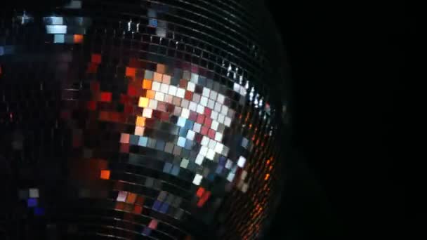 Mirror-ball rotates on ceiling in night club — Stock Video