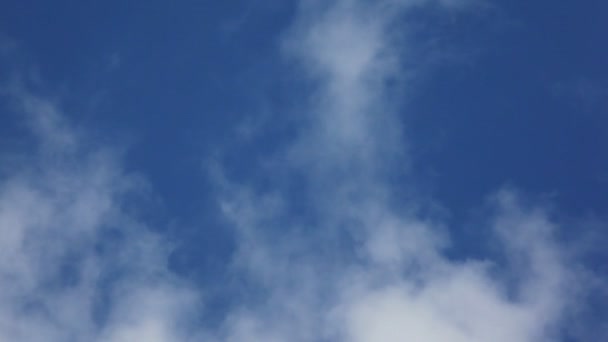 Ciel bleu et nuages