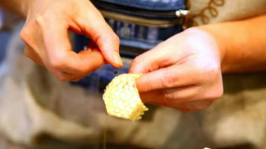 el ateli iplik, iğne ve makas ile işletmede yukarı kapatın