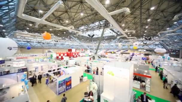 MOSCOW - DECEMBER 10: Big hall with glass roof in which there passes an exhibition of medical preparations on December 10, 2009 in Moscow. — Stock Video