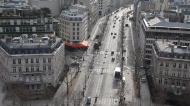 sokak Kışlıklar Paris, zafer takı görünümünden
