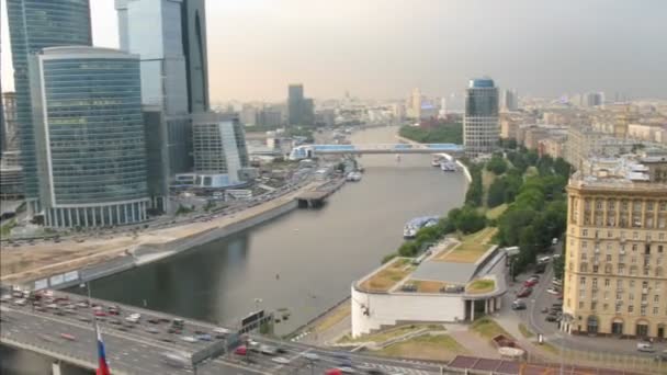 Moskevské Mezinárodní obchodní centrum, také odkazoval se na jako Moskva město ležící v presnensky okres v Moskvě. — Stock video