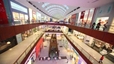Dubai Mall alışveriş merkezine gelen içinde Dubai, BAE bu ziyaret ile.