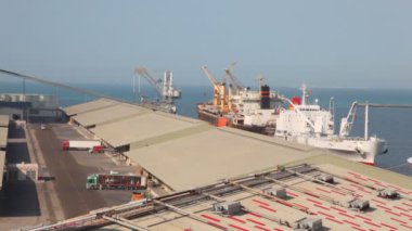 kamyon ve gemi Limanı abu Dhabi, Birleşik Arap Emirlikleri