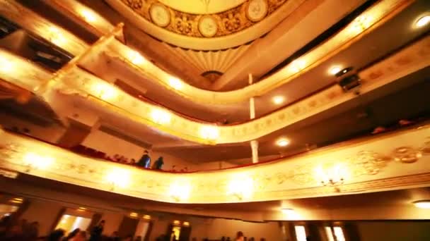 Varandas no salão Moscow Operetta Theater em Moscou, Rússia . — Vídeo de Stock