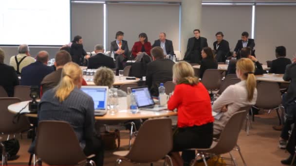 Sitting in background viewed in focus at congress of CEPIC in Dublin, Ireland. — Stock Video