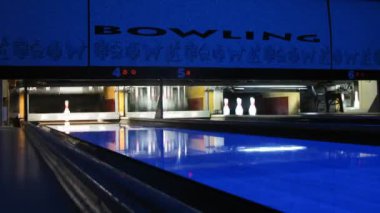 karanlık kulüp skittles bowling, kurun makine yaktı