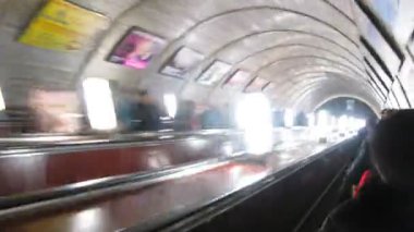 Metro yolcuların rush