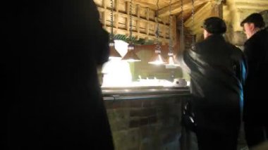 insanlar yiyecek ve içecek mu-mu restoranında sipariş