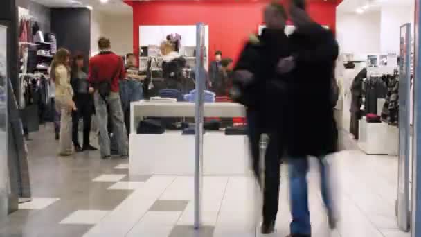 Människor butik i klädaffär — Stockvideo