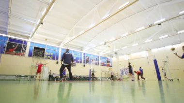 Eğitim voleybolcular.