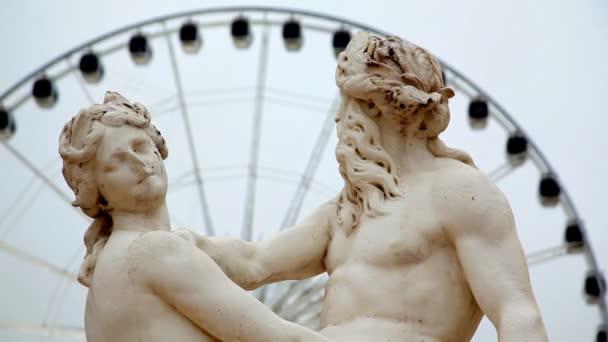 La Сени і Ла-Марн, скульптура de Nicolas Coustou — стокове відео