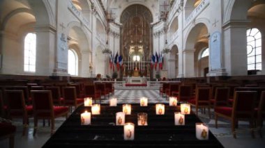 Paris st. louis iç katedral