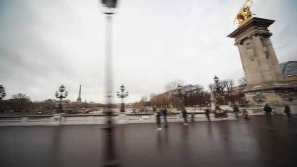 Travel across bridge Alexander III over River Seine — Stock Video