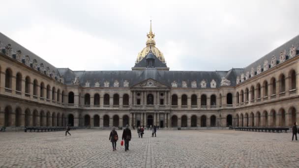 Pátio de Estado Les Invalides em Paris — Vídeo de Stock